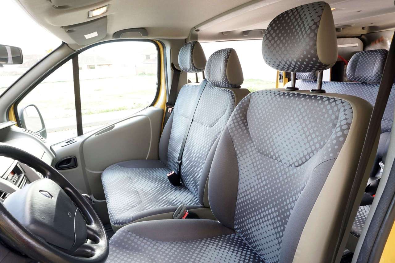 Renault Trafic asientos delanteros